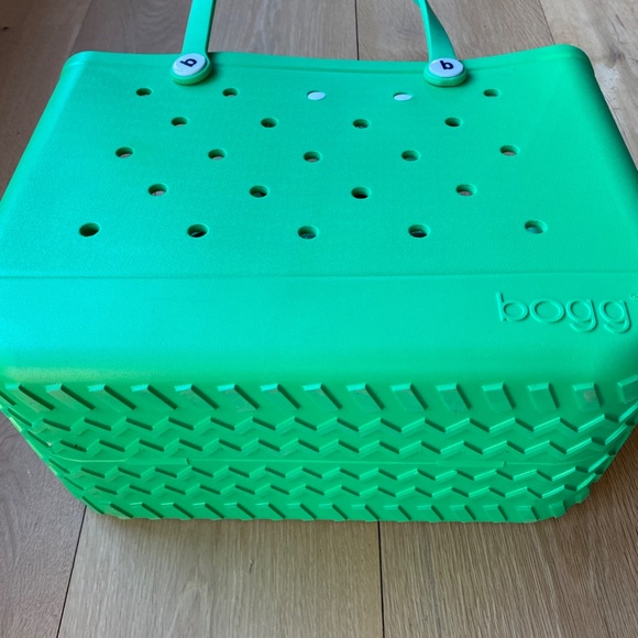 bogg bag kelly green